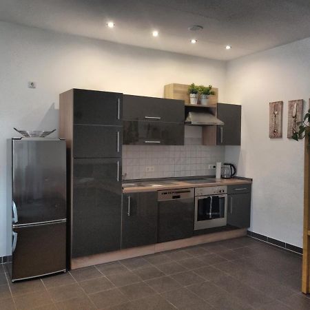 Ferienwohnung Mit Herz Fuer Tiere Кауфбойрен Екстериор снимка